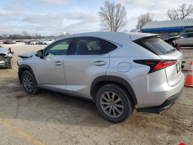 JTJBARBZ6K2205848 - 2019 LEXUS NX 300 BASE 银色 照片 2