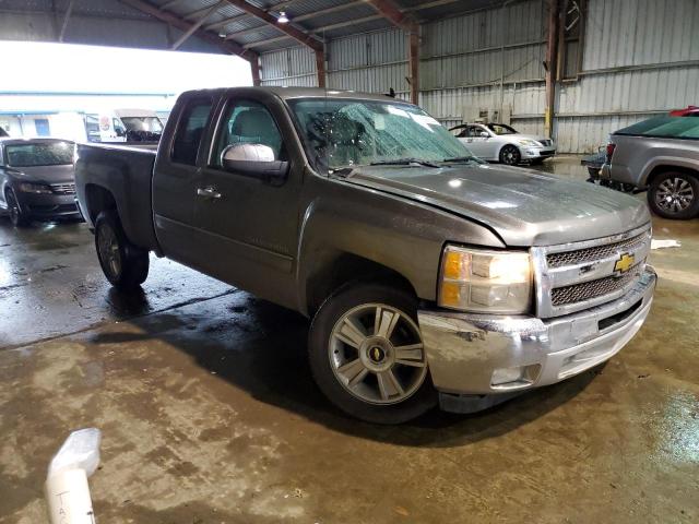 1GCRCSE02CZ270219 - 2012 CHEVROLET SILVERADO C1500 LT GRAY photo 4