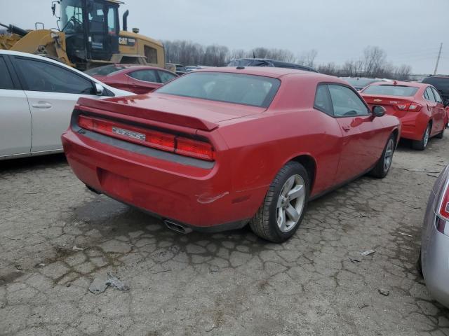 2C3CDYAG3CH291979 - 2012 DODGE CHALLENGER SXT RED photo 3