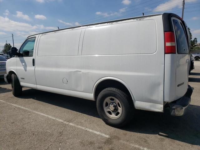 1GCFG29TX51136376 - 2005 CHEVROLET EXPRESS G2 WHITE photo 2