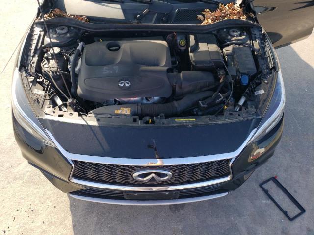 SJKCH5CP2JA051083 - 2018 INFINITI QX30 BASE BLACK photo 11