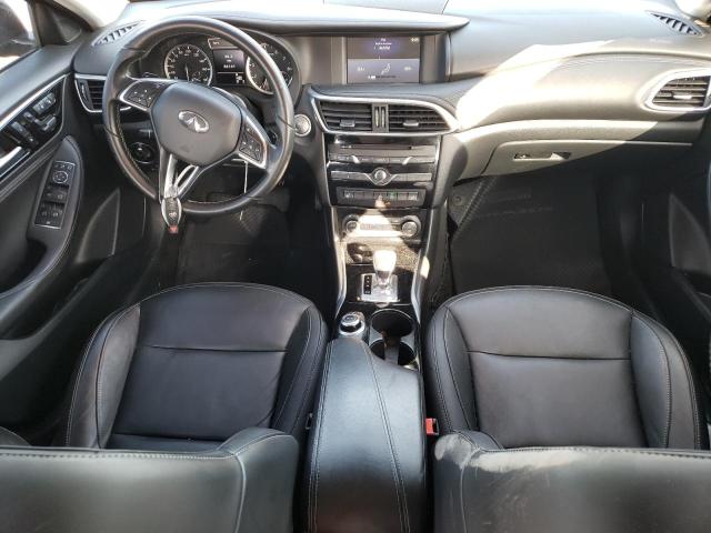 SJKCH5CP2JA051083 - 2018 INFINITI QX30 BASE BLACK photo 8