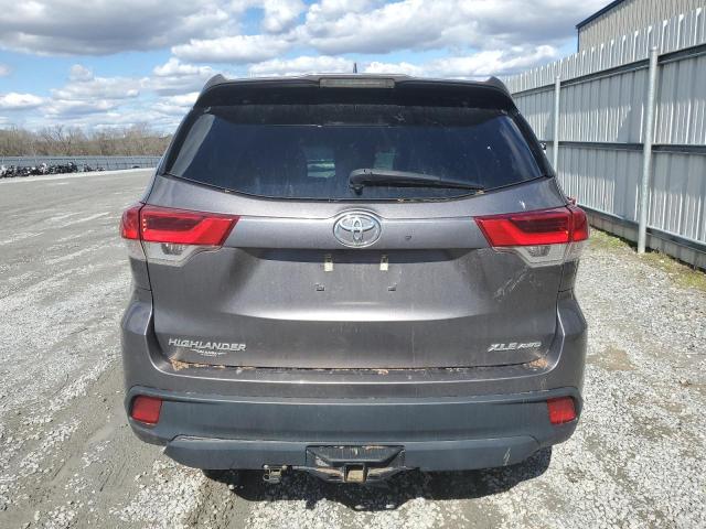 5TDJZRFH4KS589811 - 2019 TOYOTA HIGHLANDER SE GRAY photo 6