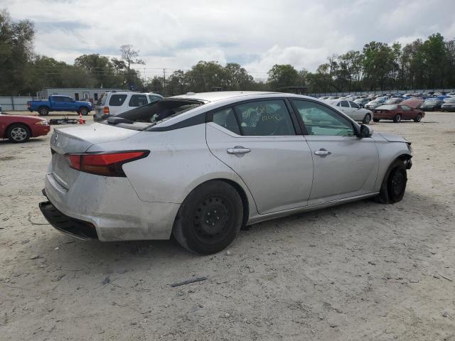 1N4BL4BV0KC246263 - 2019 NISSAN ALTIMA S SILVER photo 3