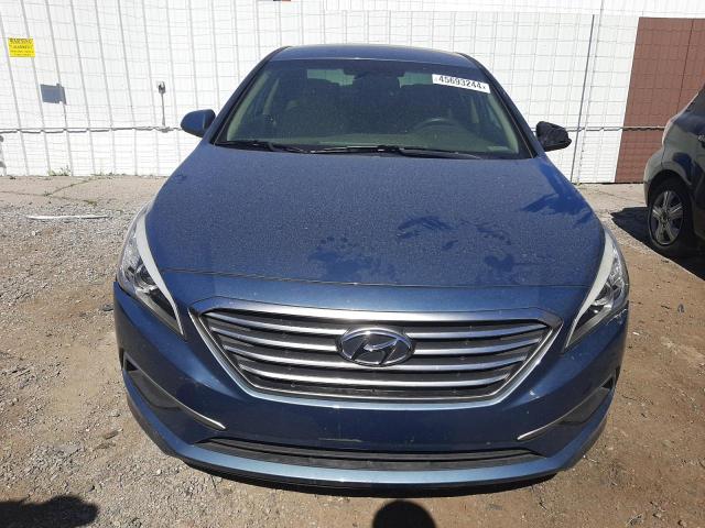 5NPE24AF0HH582819 - 2017 HYUNDAI SONATA SE BLUE photo 5