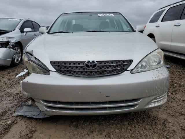 4T1BE30K62U059090 - 2002 TOYOTA CAMRY LE SILVER photo 5