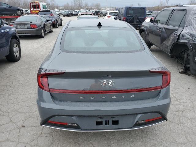 5NPEG4JA8MH113655 - 2021 HYUNDAI SONATA SE GRAY photo 6