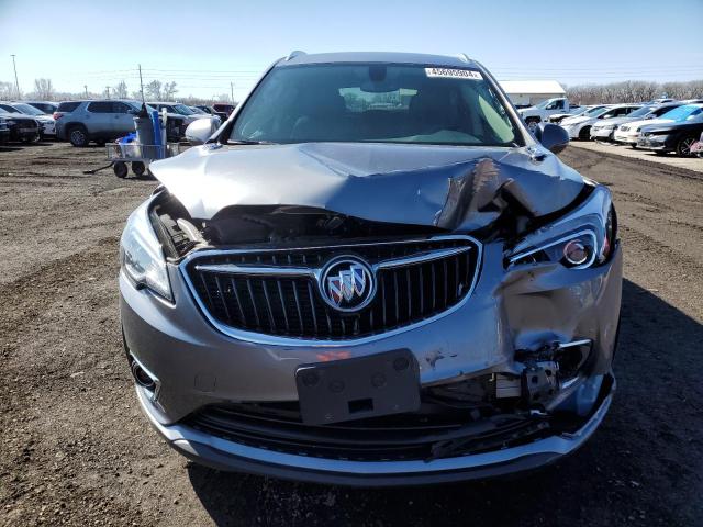 LRBFXCSA8LD127149 - 2020 BUICK ENVISION ESSENCE Արծաթագույն լուսանկար 5