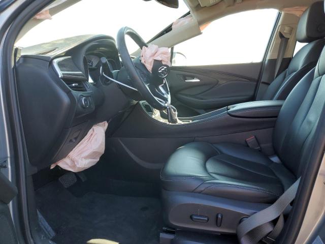 LRBFXCSA8LD127149 - 2020 BUICK ENVISION ESSENCE Արծաթագույն լուսանկար 7