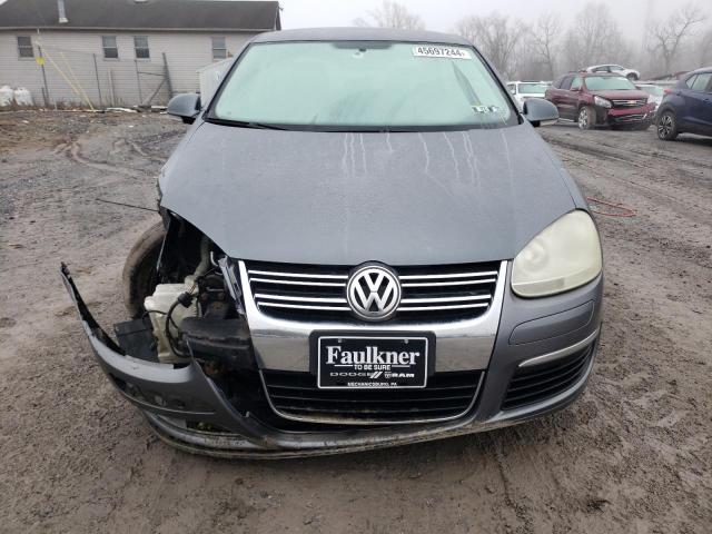 3VWPF71K65M638843 - 2005 VOLKSWAGEN NEW JETTA VALUE GRAY photo 5