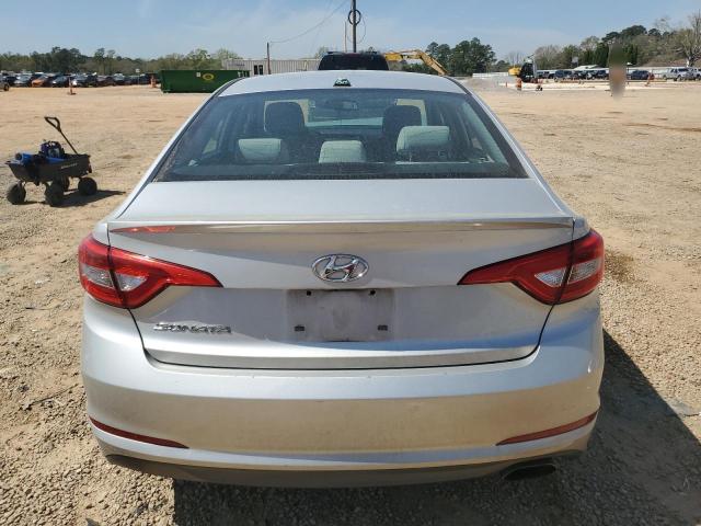 5NPE24AF2HH566461 - 2017 HYUNDAI SONATA SE SILVER photo 6