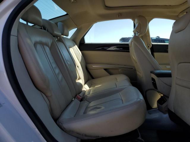 3LN6L2J93GR622995 - 2016 LINCOLN MKZ WHITE photo 10