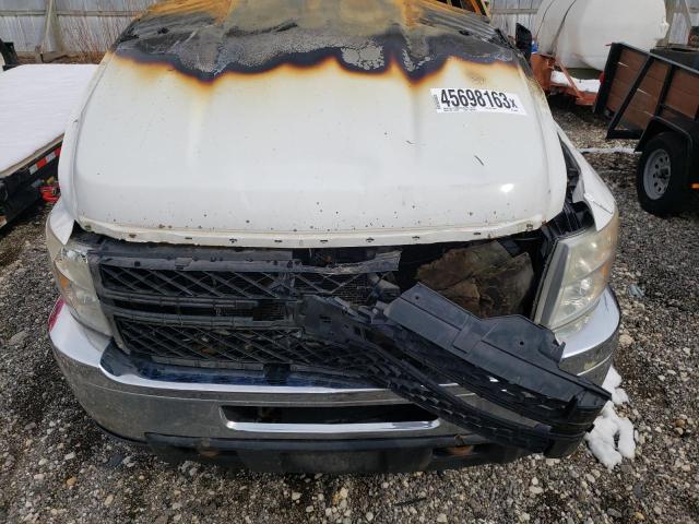 1GB5CZC82DZ326259 - 2013 CHEVROLET SILVERADO C3500 BURN photo 11