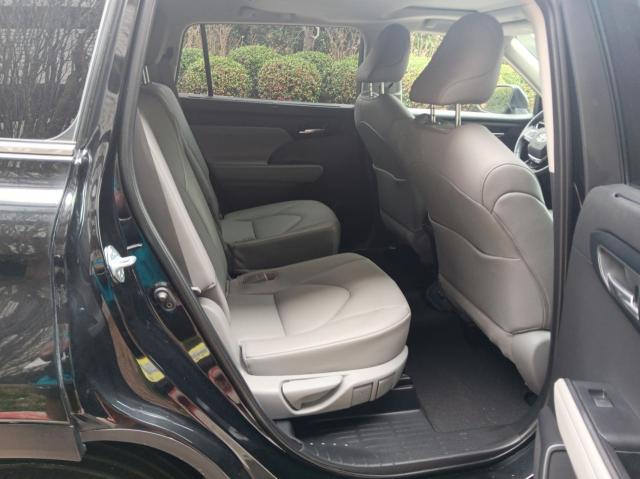 5TDGZRAH1MS072065 - 2021 TOYOTA HIGHLANDER XLE Qara foto 6