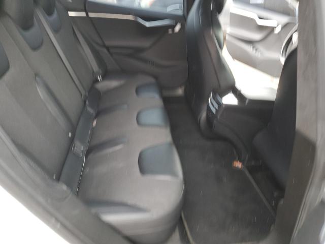 5YJSA1E19HF183358 - 2017 TESLA MODEL S WHITE photo 10