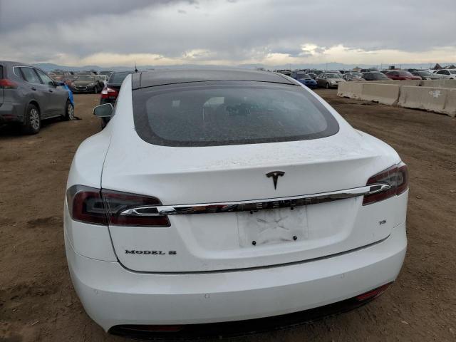 5YJSA1E19HF183358 - 2017 TESLA MODEL S WHITE photo 6