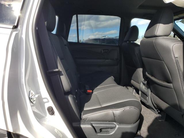 5FNYF8H50PB016520 - 2023 HONDA PASSPORT EXL WHITE photo 11