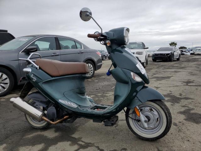 RFVPAC908C1000476 - 2012 GENUINE SCOOTER CO. BUDDY 170I GREEN photo 1