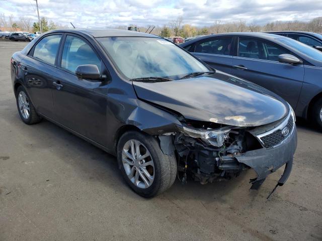 KNAFU4A28B5385526 - 2011 KIA FORTE EX BROWN photo 4