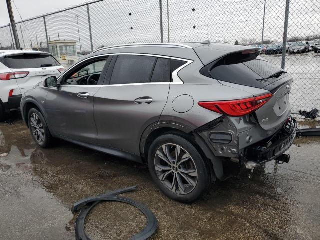 SJKCH5CR9HA024359 - 2017 INFINITI QX30 BASE GRAY photo 2