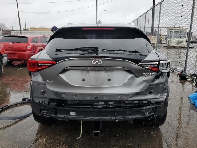SJKCH5CR9HA024359 - 2017 INFINITI QX30 BASE GRAY photo 6