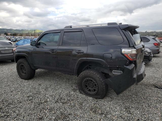 JTEMU5JR3M5879935 - 2021 TOYOTA 4RUNNER SR5/SR5 PREMIUM BLACK photo 2