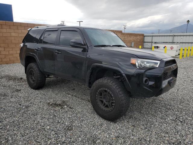 JTEMU5JR3M5879935 - 2021 TOYOTA 4RUNNER SR5/SR5 PREMIUM BLACK photo 4