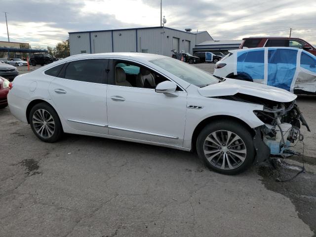1G4ZN5SS0HU171125 - 2017 BUICK LACROSSE PREFERRED WHITE photo 4