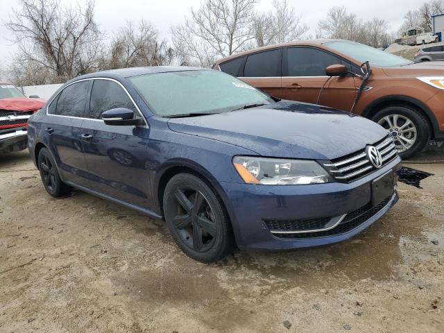 1VWBH7A31CC109926 - 2012 VOLKSWAGEN PASSAT SE BLUE photo 4