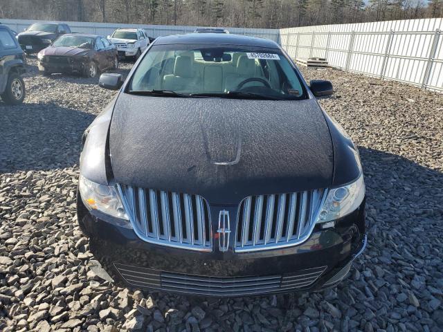 1LNHM93RX9G601230 - 2009 LINCOLN MKS BLACK photo 5