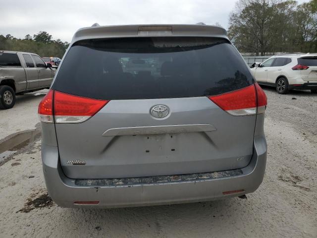 5TDKK3DC4DS303066 - 2013 TOYOTA SIENNA LE SILVER photo 6