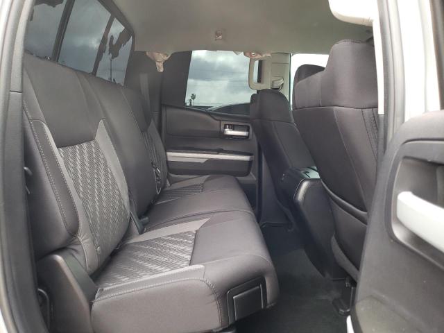 5TFRY5F11MX284572 - 2021 TOYOTA TUNDRA DOUBLE CAB SR/SR5 GRAY photo 10