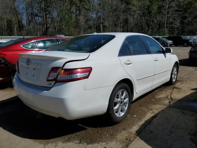 4T4BF3EK6BR173585 - 2011 TOYOTA CAMRY BASE WHITE photo 3