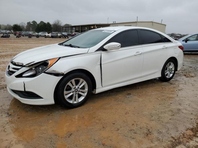 5NPEB4AC3EH912731 - 2014 HYUNDAI SONATA GLS WHITE photo 1