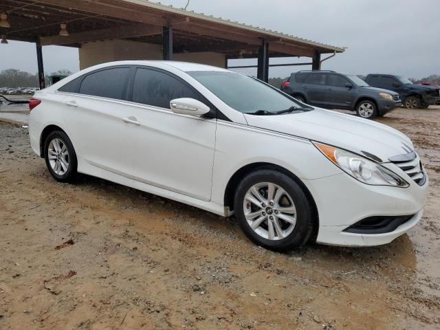 5NPEB4AC3EH912731 - 2014 HYUNDAI SONATA GLS WHITE photo 4