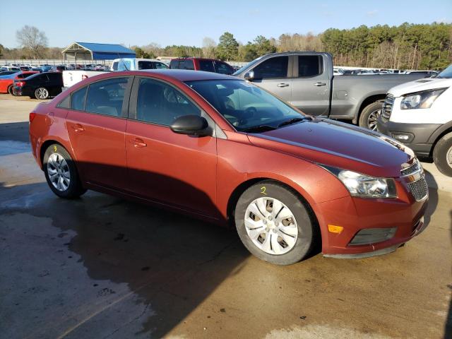 1G1PA5SH4D7178253 - 2013 CHEVROLET CRUZE LS RED photo 4