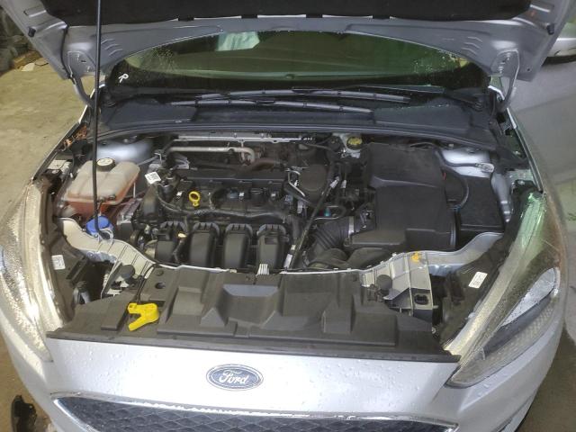 1FADP3F25GL270573 - 2016 FORD FOCUS SE SILVER photo 11