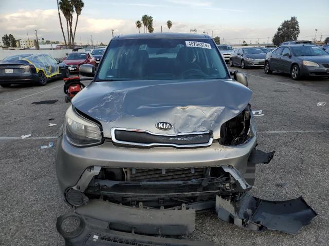 KNDJN2A21G7263679 - 2016 KIA SOUL GRAY photo 5