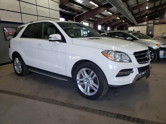 4JGDA5HB0EA339601 - 2014 MERCEDES-BENZ ML 350 4MATIC WHITE photo 4