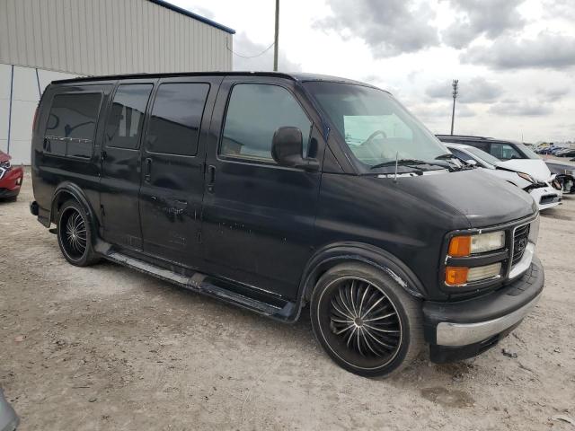 1GDFG15R4V1046656 - 1997 GMC SAVANA RV G1500 BLACK photo 4