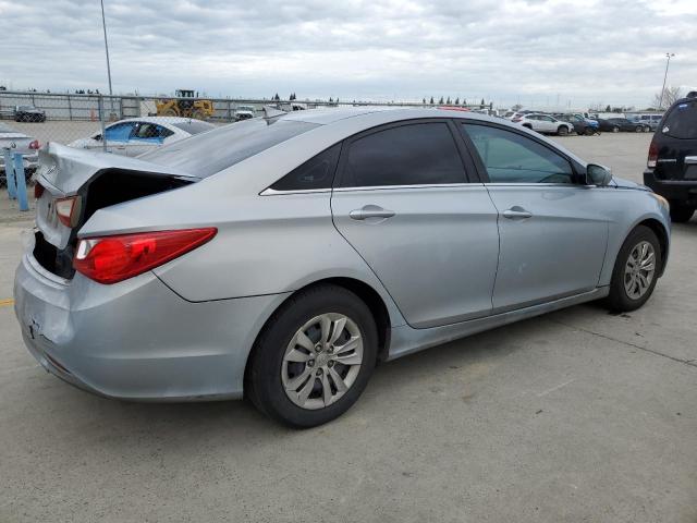 5NPEB4AC0DH614359 - 2013 HYUNDAI SONATA GLS SILVER photo 3