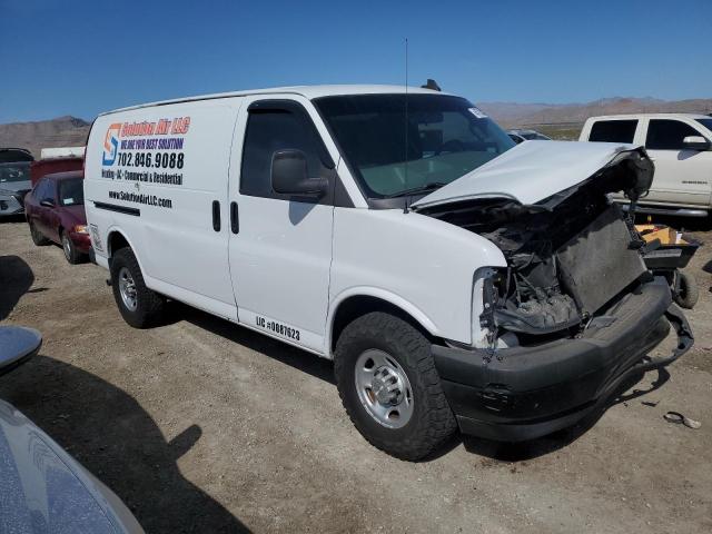 1GCWGAF73M1173009 - 2021 CHEVROLET EXPRESS G2 WHITE photo 4