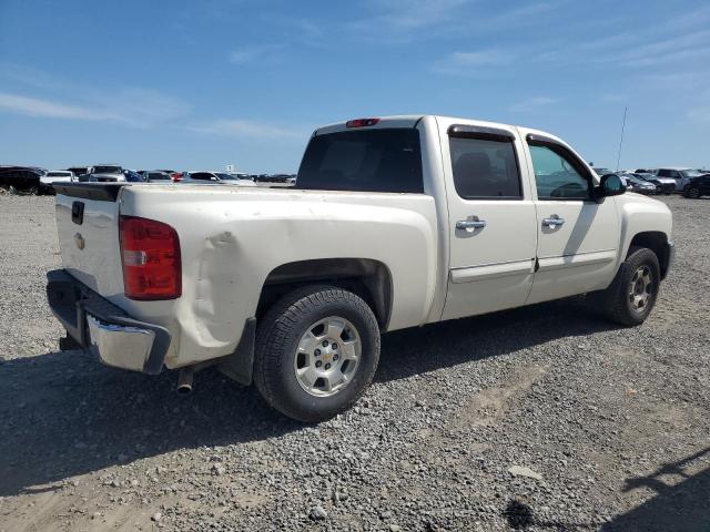 3GCPKSE72DG242509 - 2013 CHEVROLET SILVERADO K1500 LT WHITE photo 3