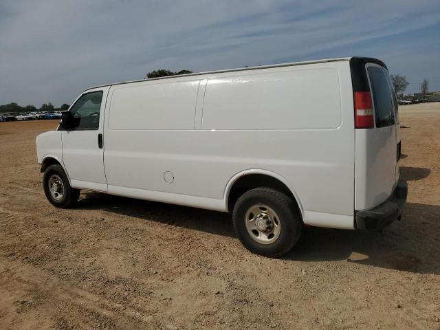 1GCWGGCG2F1114639 - 2015 CHEVROLET EXPRESS G2 WHITE photo 2