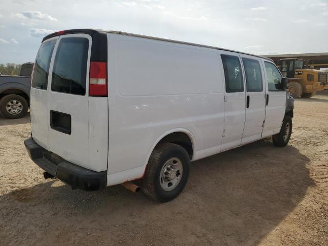 1GCWGGCG2F1114639 - 2015 CHEVROLET EXPRESS G2 WHITE photo 3