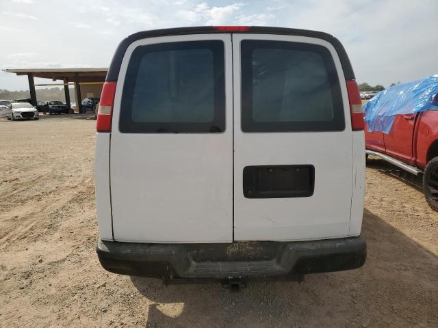 1GCWGGCG2F1114639 - 2015 CHEVROLET EXPRESS G2 WHITE photo 6