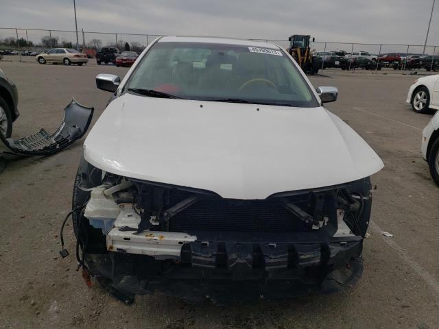 3LNHL2JC0AR655996 - 2010 LINCOLN MKZ WHITE photo 5