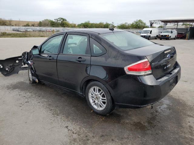 1FAHP35N58W121917 - 2008 FORD FOCUS SE BLACK photo 2