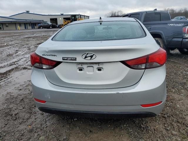 5NPDH4AEXFH590506 - 2015 HYUNDAI ELANTRA SE SILVER photo 6