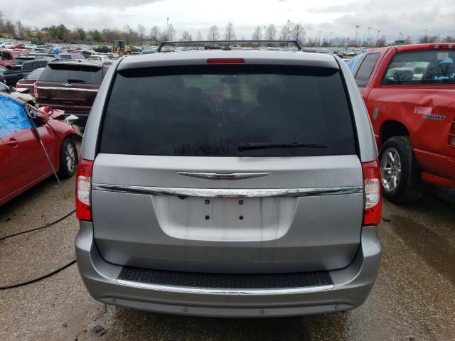 2C4RC1CG5DR797256 - 2013 CHRYSLER TOWN & COU TOURING L SILVER photo 6